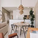 Salvia - 2 Bedrooms And Terrace In Alcantara Апартаменти