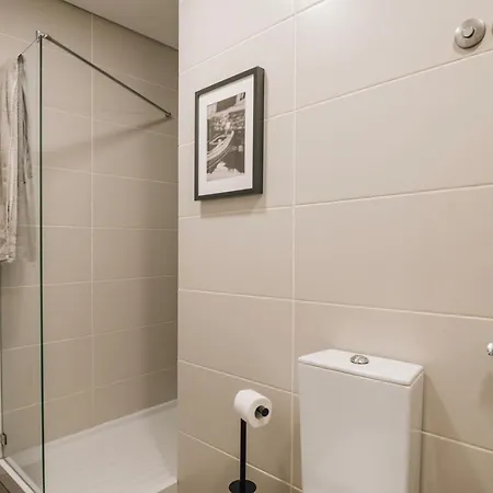 Salvia - 2 Bedrooms And Terrace In Alcantara Apartment Lisbon