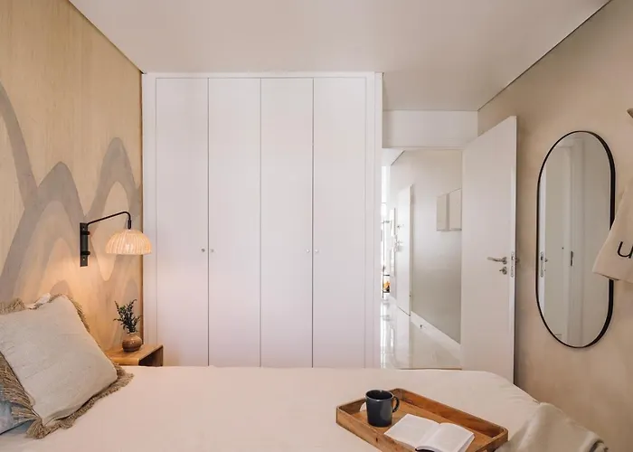 Salvia - 2 Bedrooms And Terrace In Alcantara Lisboa