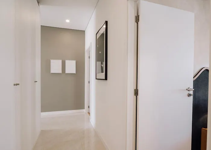 Daire Salvia - 2 Bedrooms And Terrace In Alcantara Lisboa