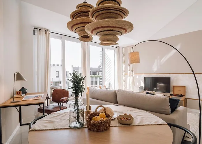 Salvia - 2 Bedrooms And Terrace In Alcantara Lisboa